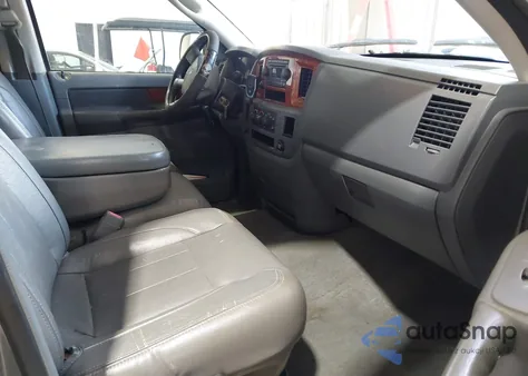 2006 Dodge Ram 1500 Slt из США, поврежденный, VIN 1D7HA18N16J101532